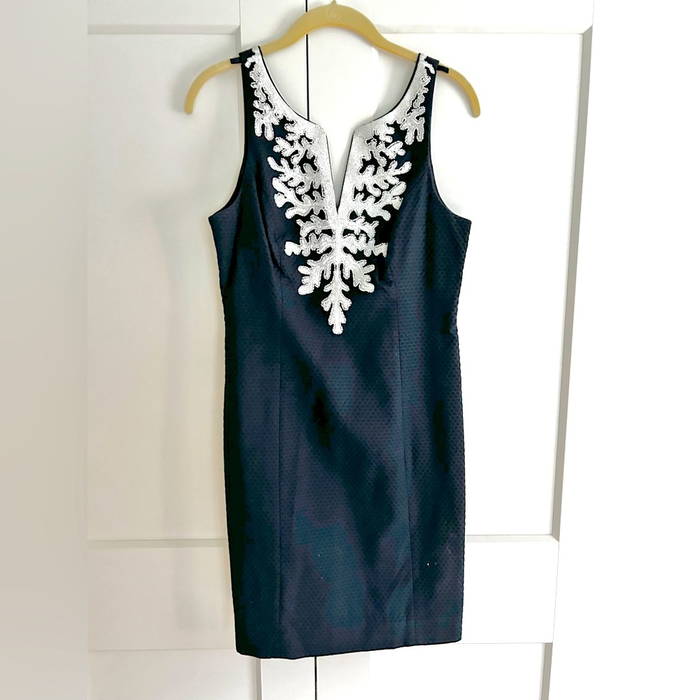 Lily navy dress